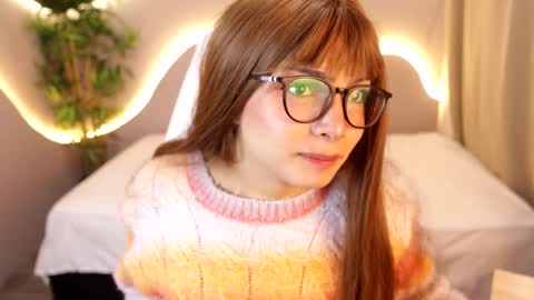 Snapshot of simone_sky chatting on 24, 2, 2026 simone_sky online show from 24, 2, 2026