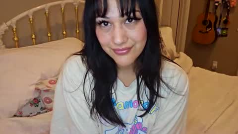 Snapshot of simonesighren chatting on 9, 5, 2026 simonesighren online show from 9, 5, 2026