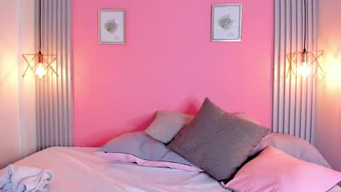  Simon  online show from 18, 12, 2024