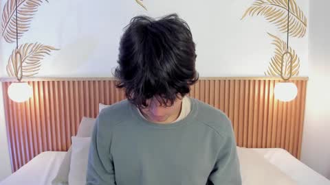  Simon  online show from 3, 1, 2025