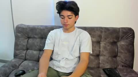  Simon  online show from 22, 1, 2025