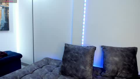  Simon  online show from 1, 2, 2025