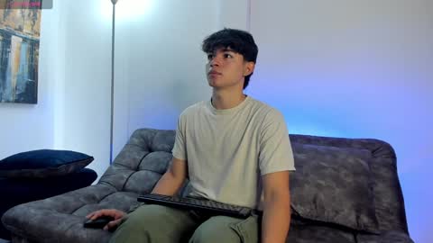  Simon  online show from 6, 2, 2025