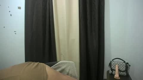Snapshot of simply_francine chatting on 21, 6, 2026 simply francine online show from 21, 6, 2026