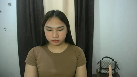 Snapshot of simply_francine chatting on 26, 6, 2026 simply francine online show from 26, 6, 2026