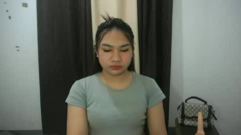 Snapshot of simply_francine chatting on 27, 6, 2026 simply francine online show from 27, 6, 2026