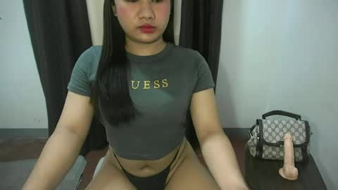 Snapshot of simply_francine chatting on 8, 7, 2026 simply francine online show from 8, 7, 2026