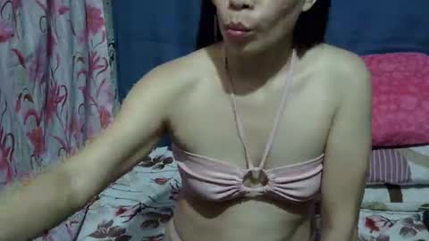 Snapshot of simply_me143 chatting on 8, 2, 2026 mia online show from 8, 2, 2026