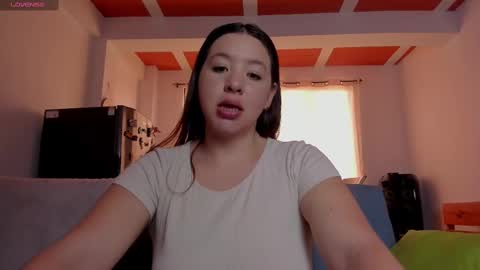 Snapshot of simply_zoe___ chatting on 24, 9, 2025 zoe online show from 24, 9, 2025