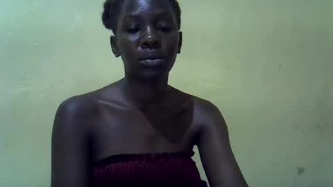 Snapshot of simplyloy33 chatting on 2, 7, 2026 simplyloy33 online show from 2, 7, 2026