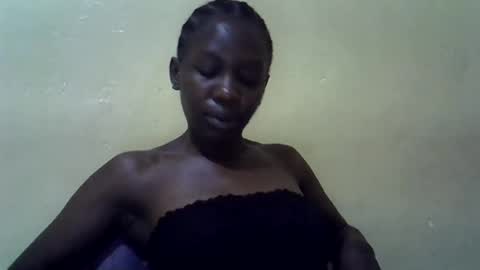 Snapshot of simplyloy33 chatting on 5, 7, 2026 simplyloy33 online show from 5, 7, 2026