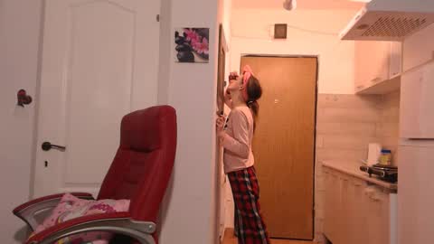 simyhvn online show from 10, 2, 2026