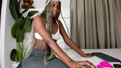 sincerre9_tara online show from 9, 2, 2025