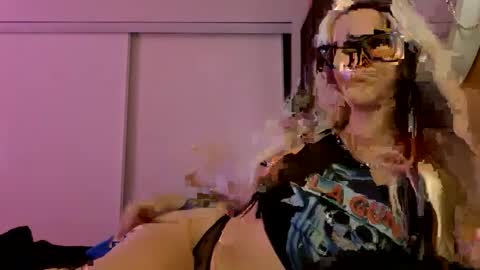 Aussie Sindy Rocker online show from 9, 10, 2025