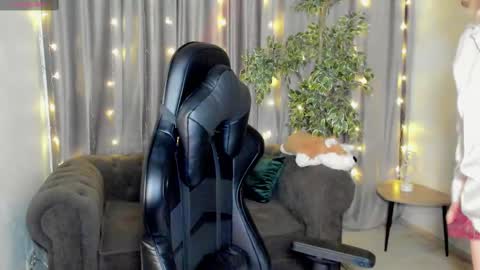 Sinty Noria online show from 10, 2, 2025