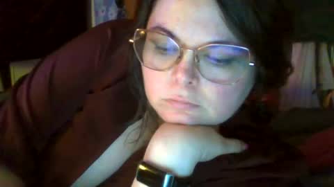 Siofra online show from 15, 10, 2025