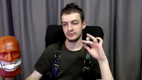 Sir Damien online show from 15, 9, 2025