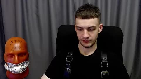 Sir Damien online show from 7, 10, 2025