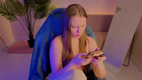 sirenablessing online show from 27, 11, 2025