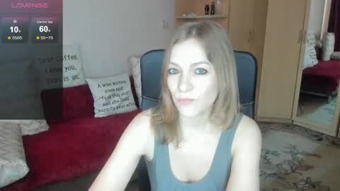Snapshot of sirenasilk chatting on 9, 7, 2026 sirenasilk online show from 9, 7, 2026