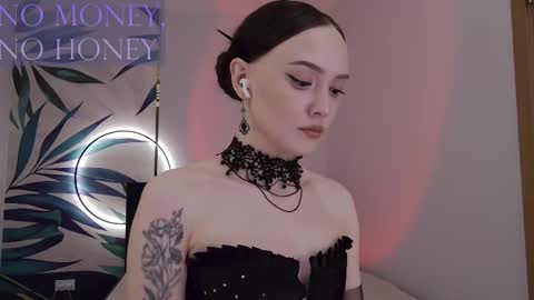 Goddess Sirena online show from 4, 3, 2026