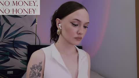Goddess Sirena online show from 7, 6, 2026