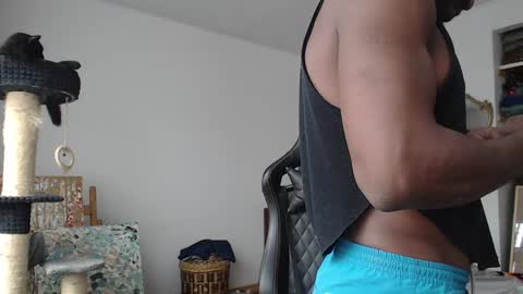 Snapshot of siriss_boyrag chatting on 16, 1, 2025 siriss_boyrag online show from 16, 1, 2025