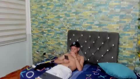 SIR RYANT online show from 5, 3, 2025