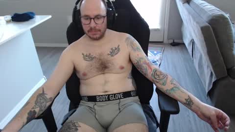 Snapshot of sirscotty831 chatting on 3, 2, 2025 Sir Scotty online show from 3, 2, 2025