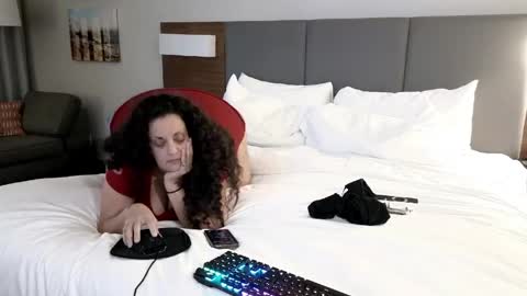 Snapshot of sismarie83 chatting on 26, 5, 2026 sismarie83 online show from 26, 5, 2026