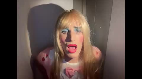 Ash sissy online show from 15, 12, 2024