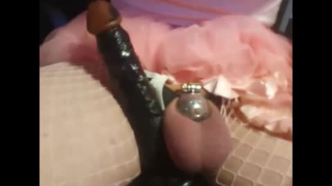 Snapshot of sissy4bbc4ever chatting on 31, 10, 2025 Sissyelise online show from 31, 10, 2025