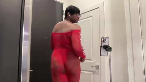 Snapshot of sissyblkgoddess858860 chatting on 21, 3, 2026 Sissyblkgoddess online show from 21, 3, 2026