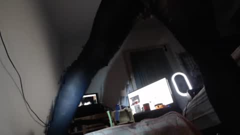 Snapshot of sissyboilooking chatting on 20, 12, 2024 RESPONDS WELL TO ... online show from 20, 12, 2024