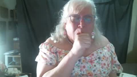 Sissy Diane online show from 9, 11, 2025