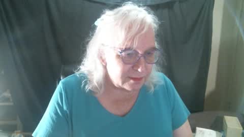 Sissy Diane online show from 1, 12, 2025