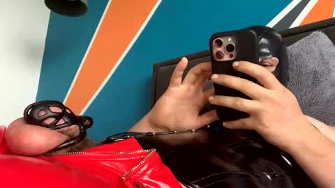 sissyflynn online show from 16, 4, 2026