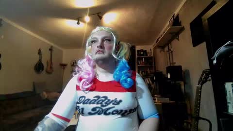 Tiffany Candy online show from 25, 12, 2024