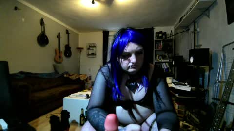 Snapshot of sissylovedoll chatting on 5, 5, 2026 Tiffany Candy online show from 5, 5, 2026