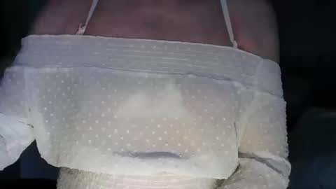 Snapshot of sissypaul200 chatting on 23, 9, 2025 sissypaul online show from 23, 9, 2025