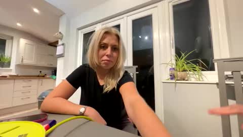Snapshot of size10doubleg chatting on 26, 10, 2025 Doubleg online show from 26, 10, 2025