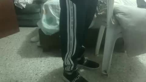 Snapshot of skanky_little_dolls chatting on 4, 10, 2025 skanky_little_dolls online show from 4, 10, 2025