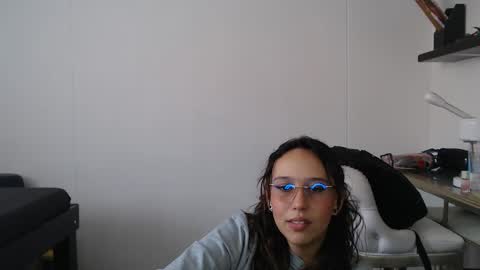 Alice online show from 5, 2, 2025