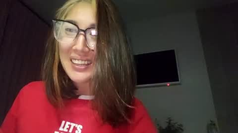 Snapshot of skarlettforeve chatting on 17, 6, 2026 skarlett online show from 17, 6, 2026