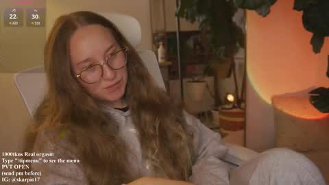 Snapshot of skarpio17 chatting on 14, 11, 2025 Im Scarlett ONLINE 5pm-10pm NYC time online show from 14, 11, 2025