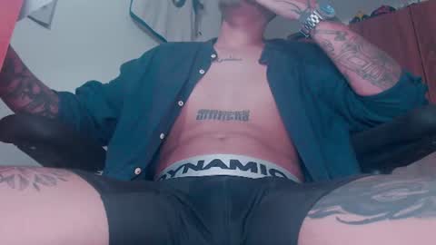 Snapshot of skateboy444 chatting on 27, 6, 2026 king online show from 27, 6, 2026