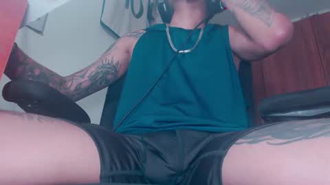 Snapshot of skateboy444 chatting on 2, 7, 2026 king online show from 2, 7, 2026