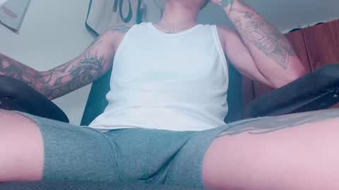 Snapshot of skateboy444 chatting on 12, 7, 2026 king online show from 12, 7, 2026