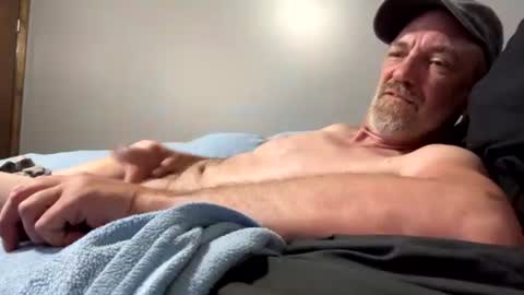 Snapshot of skeeter4fun73 chatting on 3, 7, 2026 skeeter4fun73 online show from 3, 7, 2026