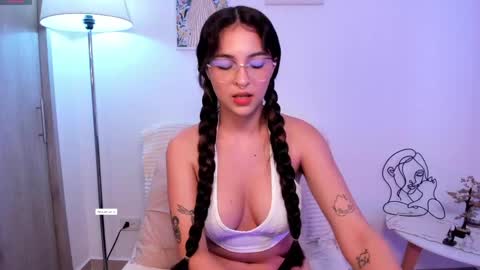 Snapshot of skeeter_cb chatting on 6, 5, 2026 Skeete CHRISTMAS SHOW THIS DECEMBER 24 CHECK OUT MY AMAZON LIST AND MAKE ME HAPPY online show from 6, 5, 2026